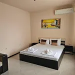 아파트호텔 Olympia Complex 라브다