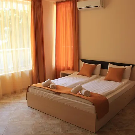 Apart-hotel Olympia Complex 2*