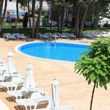 מלון דירות Olympia Complex 2*