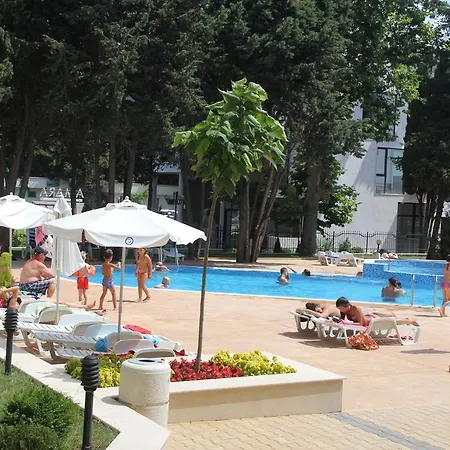 Apart-hotel Olympia Complex 2*