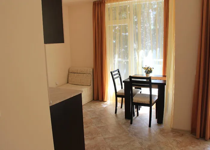 Olympia Complex Апартхотел