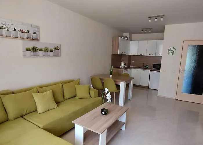 Апартхотел Olympia Complex Равда