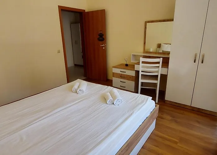 Olympia Complex Апартхотел 2*