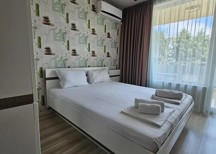 Апартхотел Olympia Complex 2*