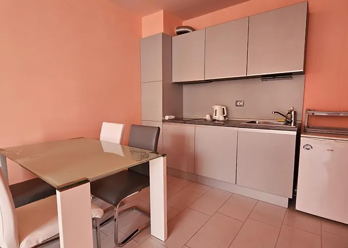 Olympia Complex Апартхотел