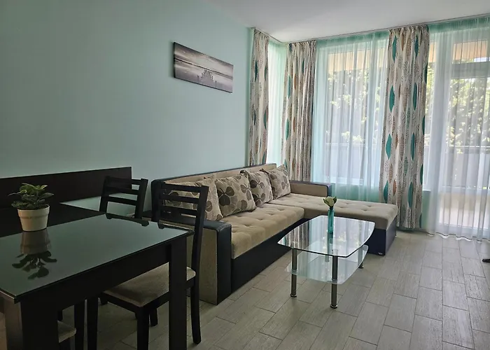 Апартхотел Olympia Complex Равда